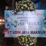 Bunga Papan Selamat dan Sukses OPN-P003